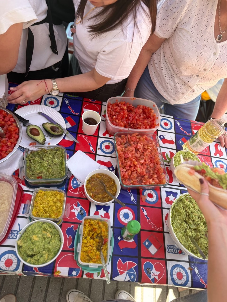 Ingredientes para los completos de la colación